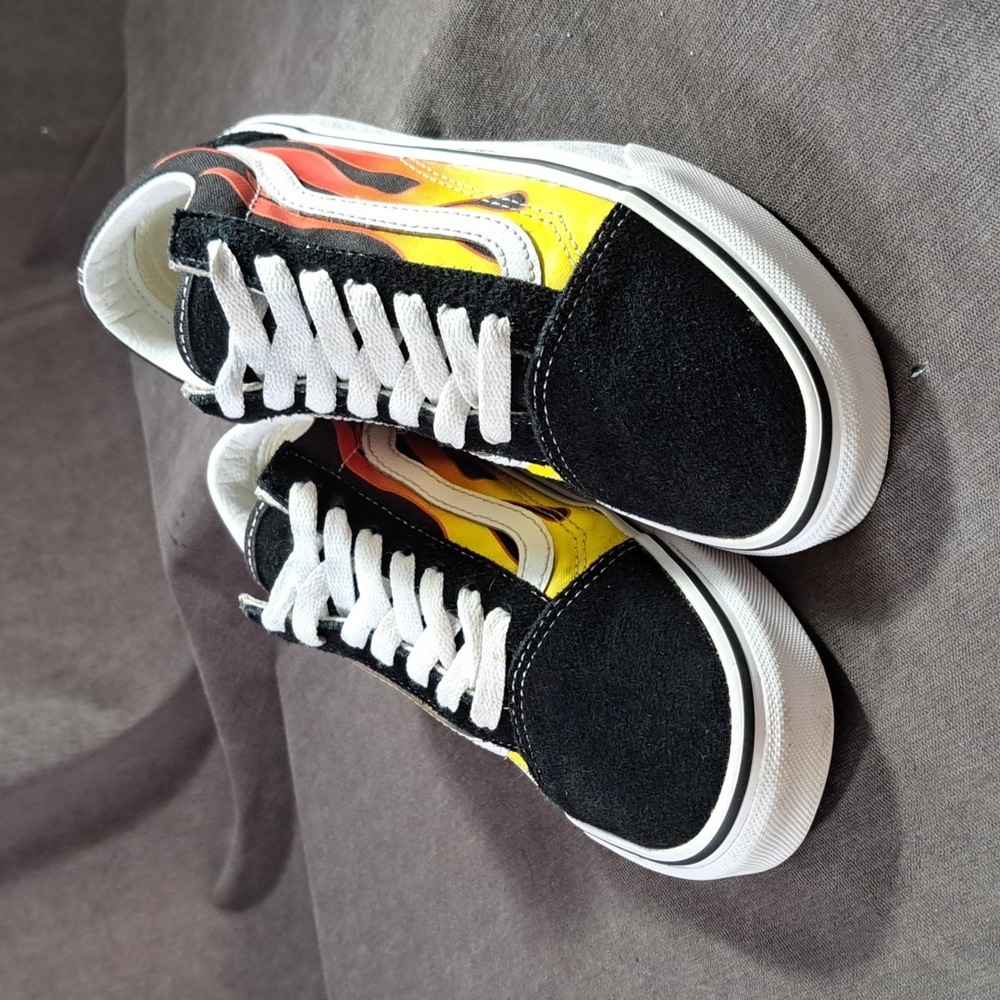 Vans Old Skool Black Red Orange Yellow Flames Suede Canvas Sneakers VG- US 7